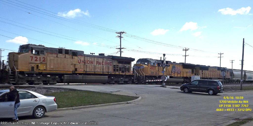 Sand train was 3 x 3 - still many loads to the left!